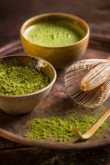 Matcha: τι είναι η ιαπωνική σκόνη πράσινου τσαγιού